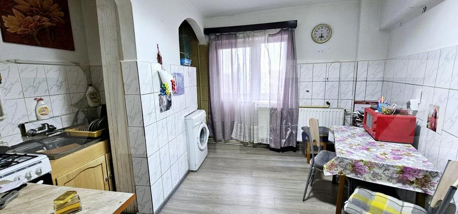 Apartament 3 camere, 78 mp, 4 balcoane – Sf.Gheorghe
