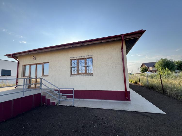 Casa moderna- Frumusani Orasti. 4 camere. 500 mp teren.