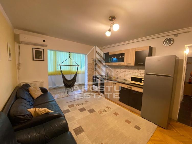 Apartament cu 3 camere de inchiriat, , zona Girocului, Timisoara