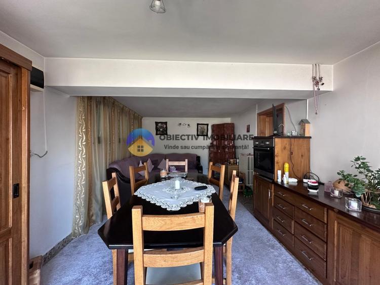 Casă cu priveliște spectaculoasă spre munte – Piatra Neamț