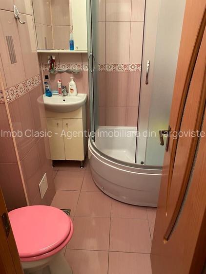 Micro 6 Târgoviște,  etaj2/4, închiriere apartament 3camere - 4