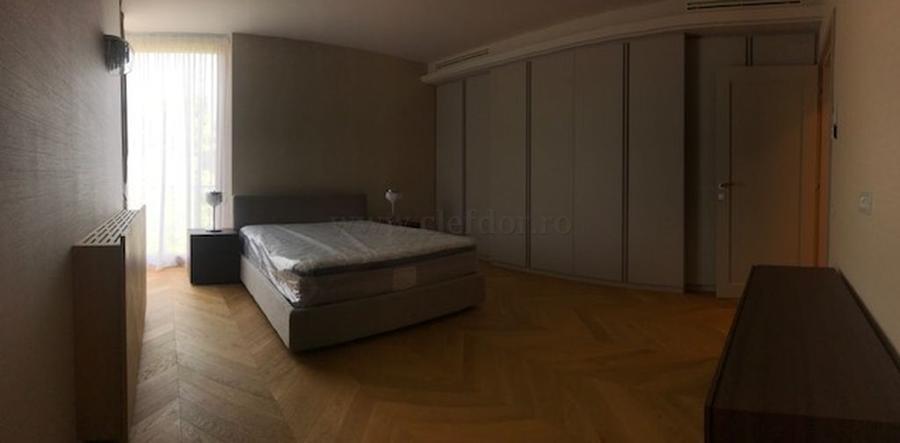 Apartament cu 4 camere de închiriat în zona Primaverii