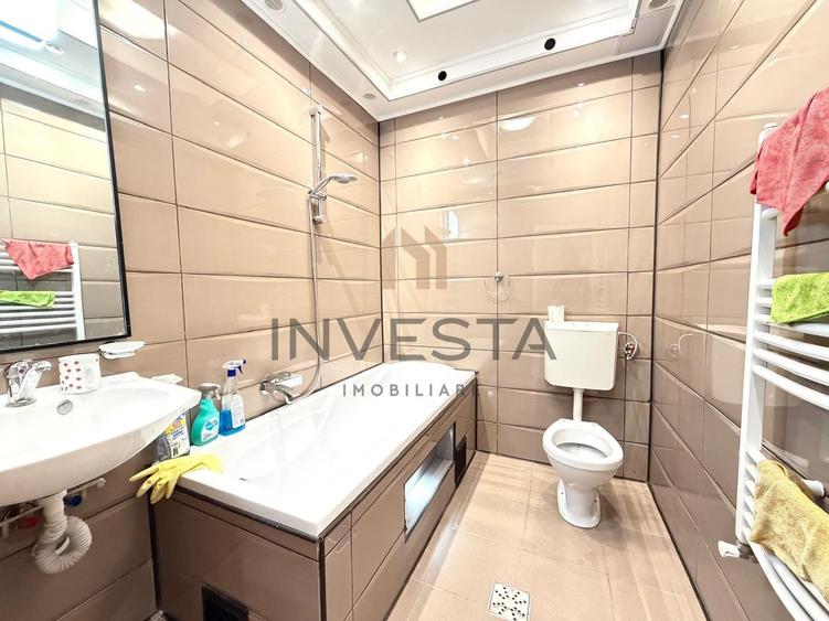 Apartament central cu 2 camere !