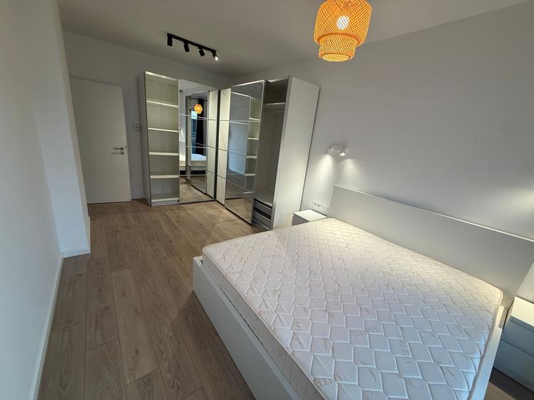 AP. 2 CAMERE- DOAMNA GHICA, CENTRALA,NEGOCIABIL, MASINA DE SPALAT VASE