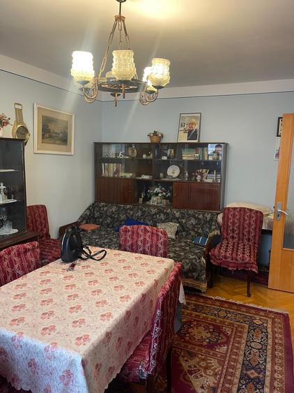 Vanzare-Dr Taberei-Tg Neamt-2 camere-garaj-2/4-dec-reabilitat-130000E