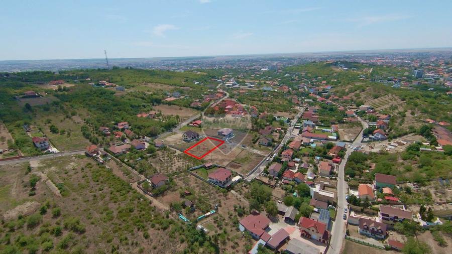 De vânzare teren 1.230 mp, zona Dealuri Oradea - Gheorghe Doja