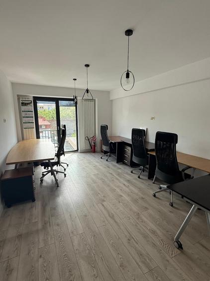 Birou mobilat de închiriat | 3 camere | Bulevardul Unirii – Strada Vulturilor