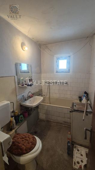 3 Camere 2 bai - Decomandat - De renovat - Maior Bacila - Colentina - 6