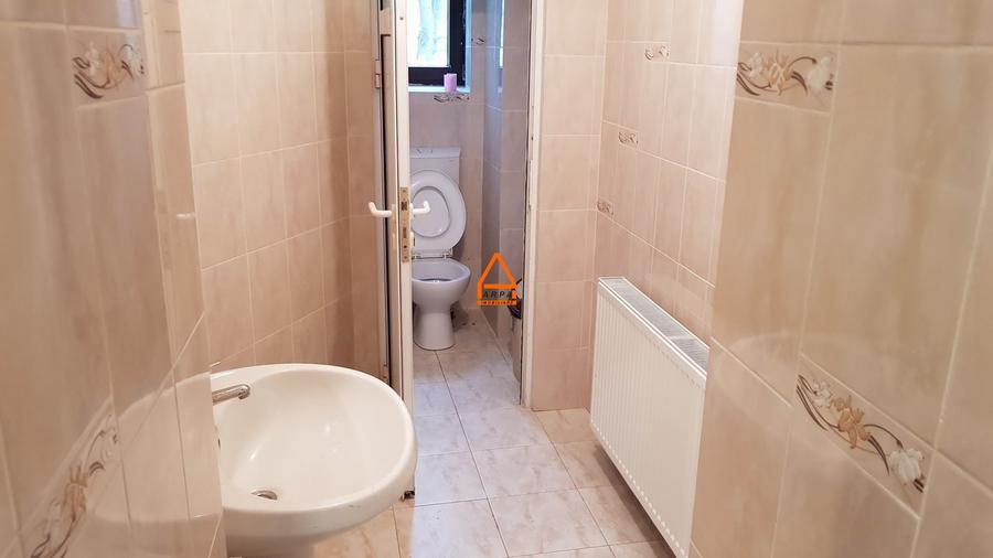Spatiu comercial - Birouri - 12 mp - 80 mp - str. Cuza Voda , Centru