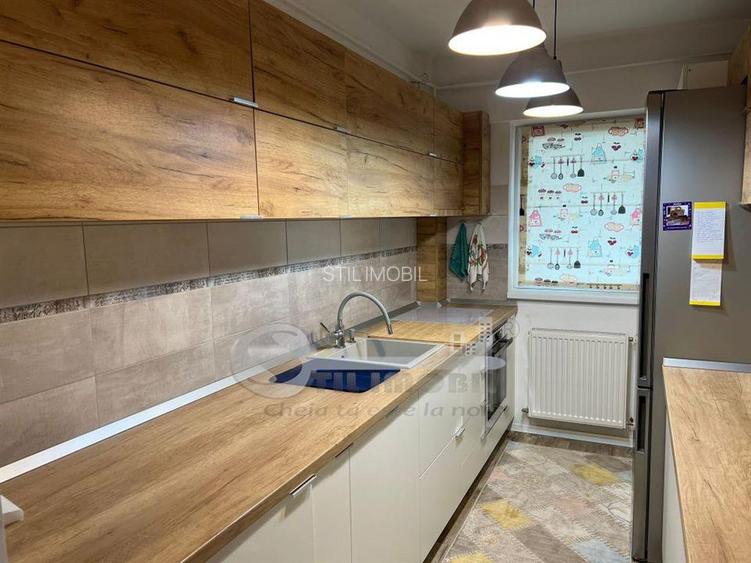 Apartament 3 camere, mobilat complet, liber, Galata, bloc 2017 - 18