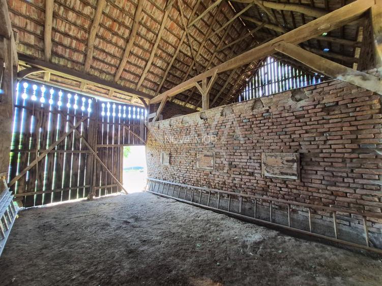 Casa individuala cu teren generos – 8.356 mp – Tichindeal, jud. Sibiu - 39