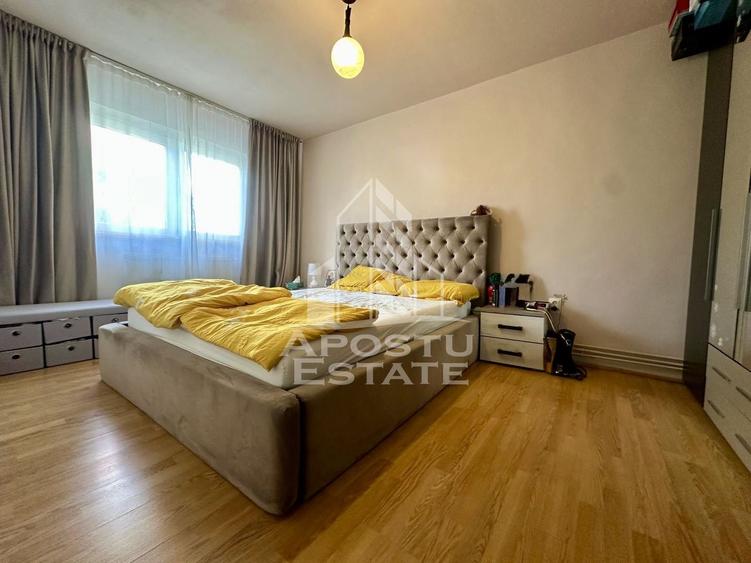 Apartament de vanzare cu 3 camere de vanzare, zona Sagului, Timisoara