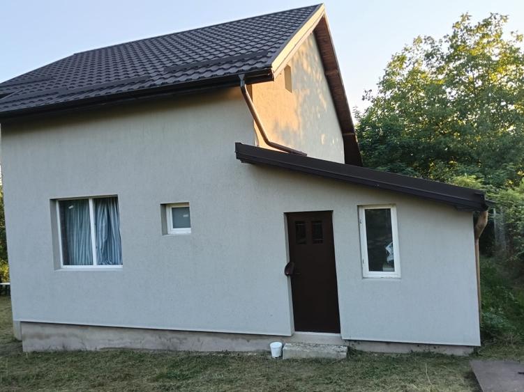Casa noua cu teren de 3278mp Glodeni Vale-Pucioasa