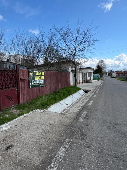 De vanzare teren si anexa in com Vanatori, Jud.Galati, sup.1100mp cu utilitati