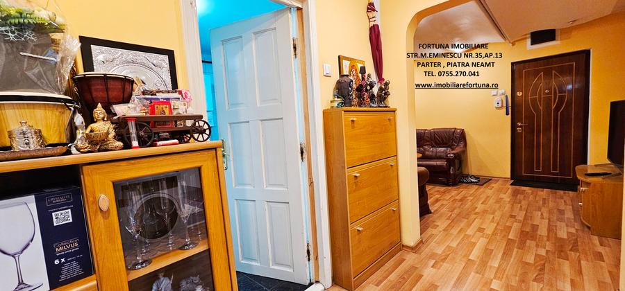 Apartament 3 camere decomandate,imbunatatiri, boxa,loc parcare,C-lea Romanului