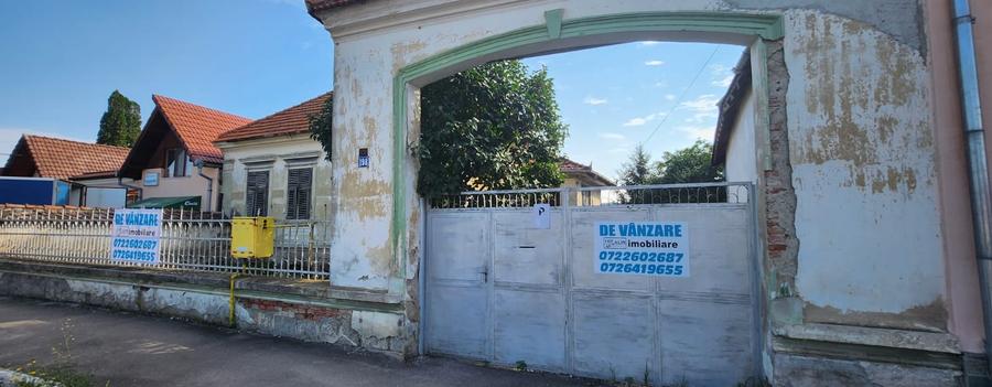 Casa D+P in Sanpetru in strada Republicii 198 cu teren 1.819 mp, utilitati!