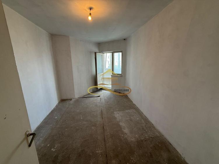 Apartament 3 camere de vanzare in Bacau