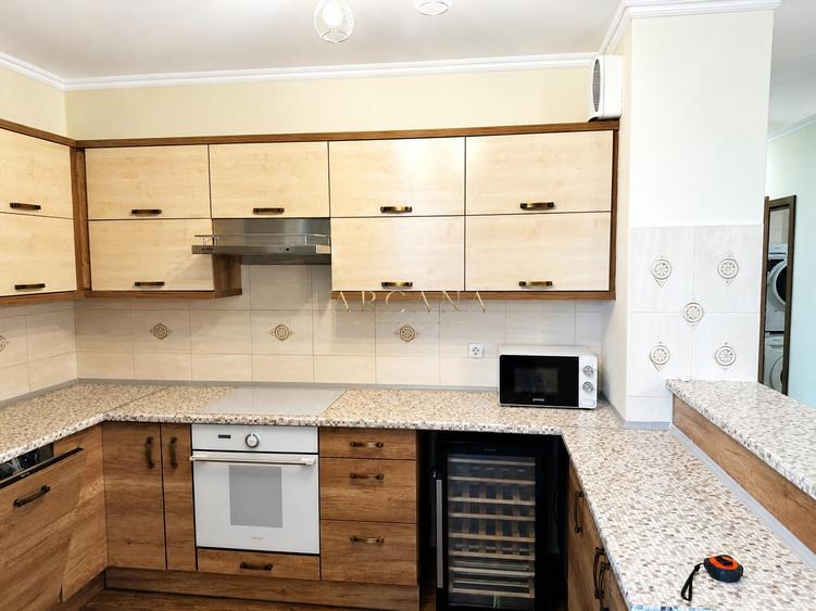 Apartament 3 camere în complex premium cu vedere spre lac
