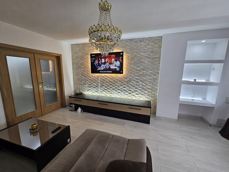 Apartament 3 Camere Bd. Decebal | Decomandat | 2 Bai | Pet Friendly