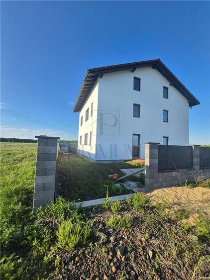DUPLEX IMENS - MOSNITA VECHE -  VEDERE PADURE  611 MP TEREN - 160 MP UTILI