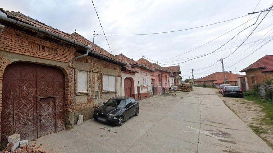 Casa 65 mp + Teren-111 mp, Poiana Sibiului