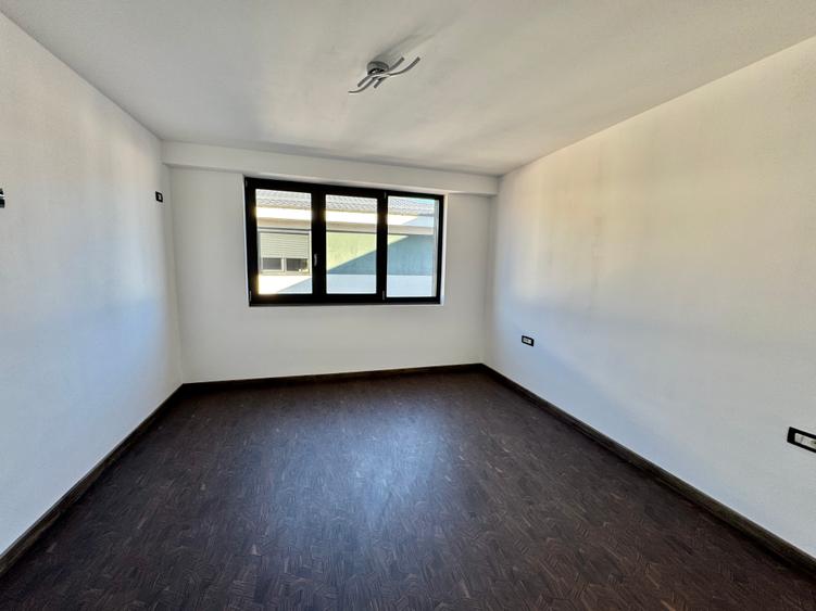 Vila duplex  5 camere, bucătărie inclusă-23August- Lidl