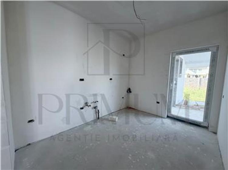 DUPLEX PE PARTER, FINISAJE LA ALEGERE, APROAPE STRADA PRINCIPALA