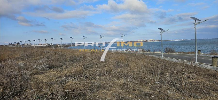 Teren 965mp.deschidere la 3 strazi, pe malul Lacului Techirghiol