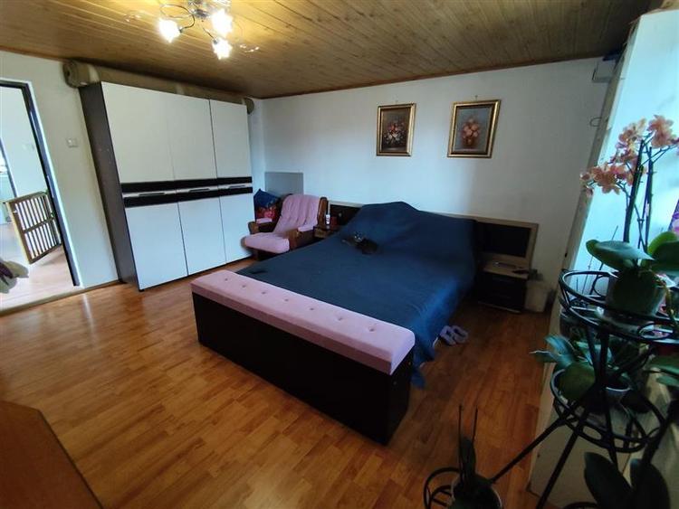 Casa P+1 400 mp teren Godeanu Carrefour Colosseum