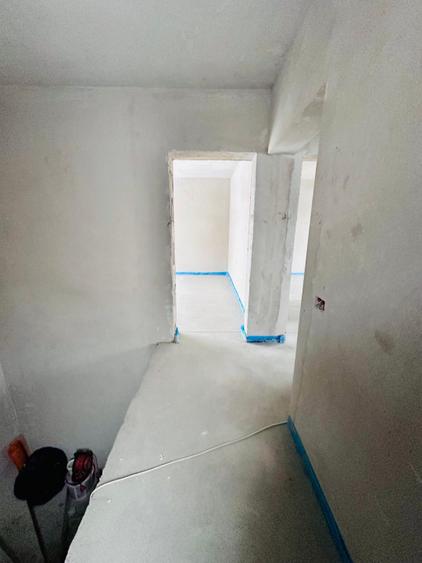 Duplex despartit prin camera tehnica 3 camere si 2 bai - Mosnita Noua