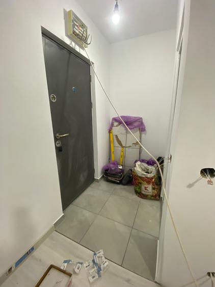 Garsoniera de Vanzare la 3 minute de Metrou Piata Sudului si Sun Plaza