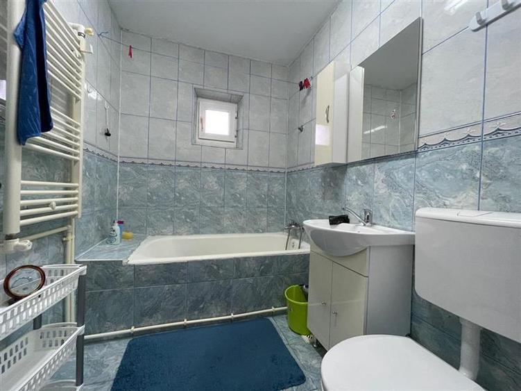Apartament 3 camere de vanzare zona C5 Tulcea