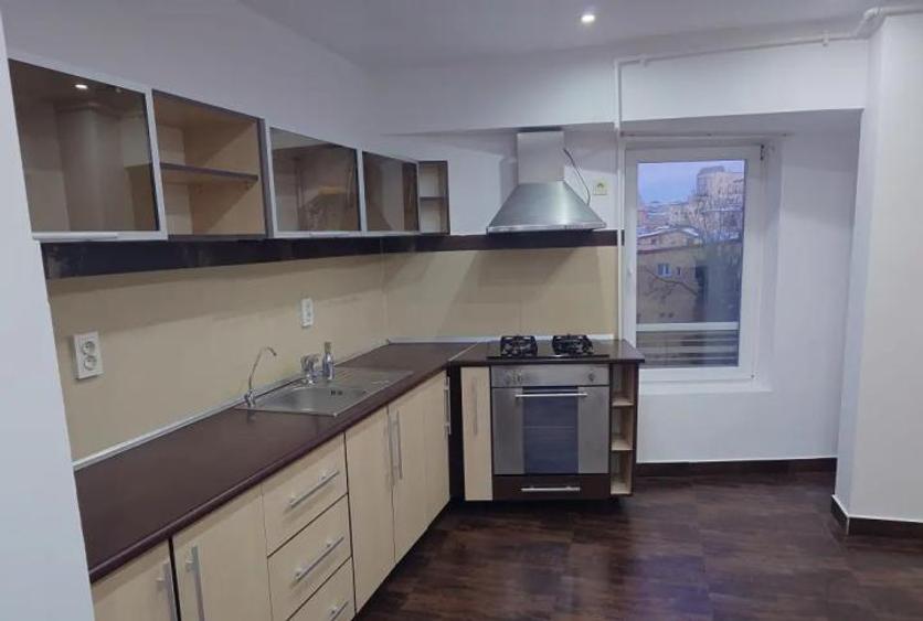 Apartament 4 CAMERE UNIRII - BULEVARDUL LIBERTATII