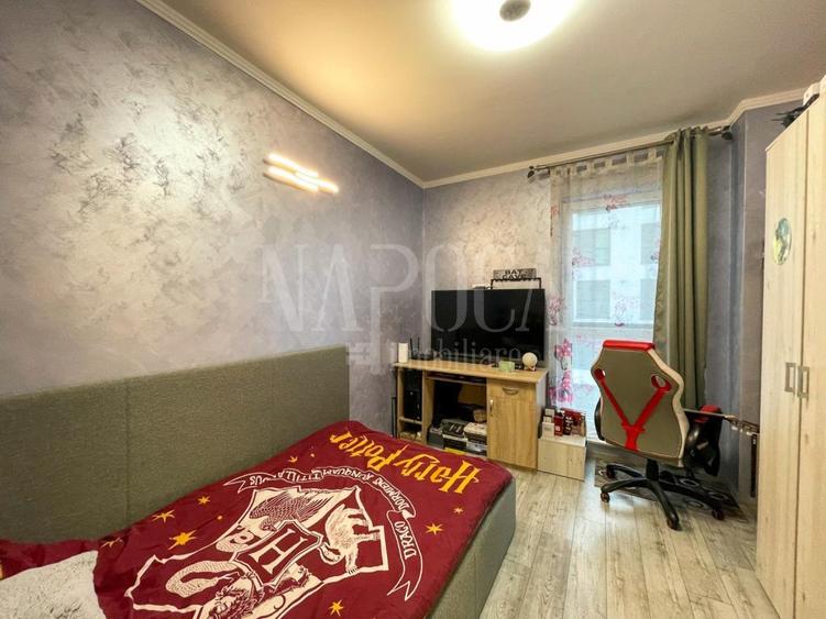 Apartament 4 camere de vanzare in Floresti