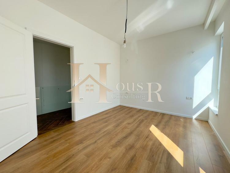 Duplex finalizat despartit prin casa scarii cu 3 bai si design morden !