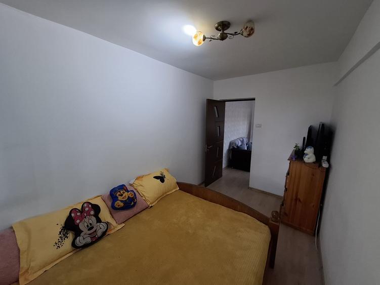 Apartament 3 camere zona Brătianu