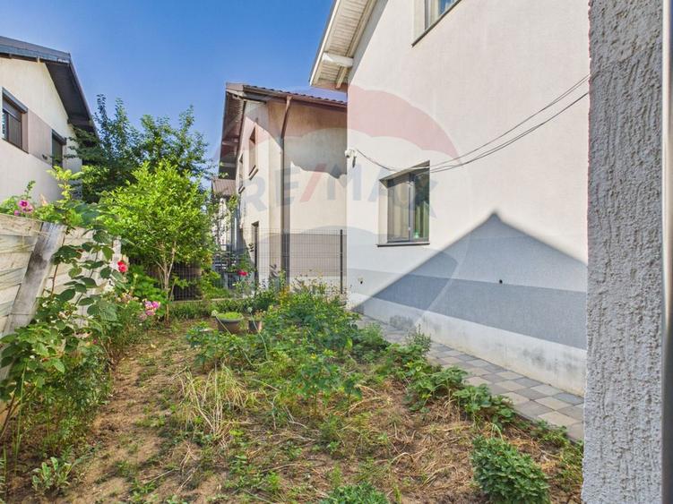 De vanzare ! Casa cu 4 camere,terasa si beci ! Comuna Berceni| Ilfov
