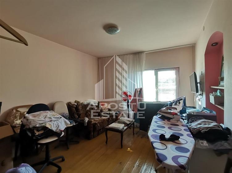 Casa individuala de vanzare, zona Crisan Timisoara