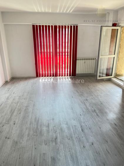 Unirii-Coposu | Birouri | 3 Camere | 2x Bai | Balcon | 5 Min Metrou - 3