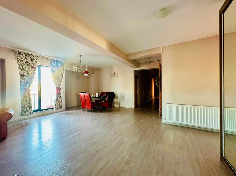 Duplex exclusivist cu lift privat - zona Polona - Eminescu
