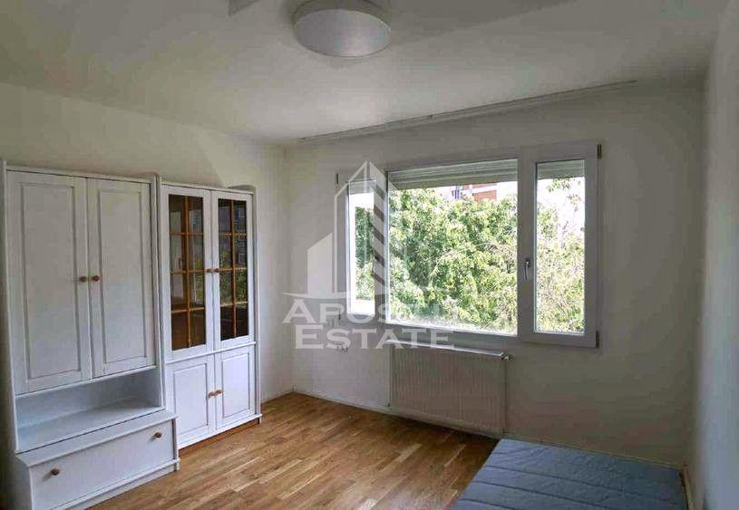 Apartament de inchiriat 3 camere, Circumvalatiunii - din noiembrie