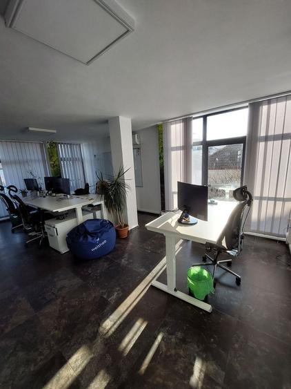 Casă modernă 335 mp, situată în zona veche din Andrei Mureșanu