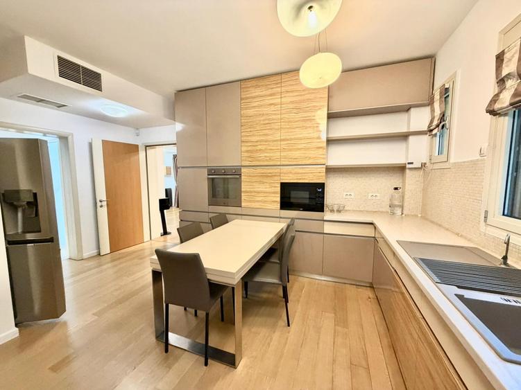 Casă 6 dormitoare | Erou Iancu Nicolae | World Class Atlantis | 450 mp