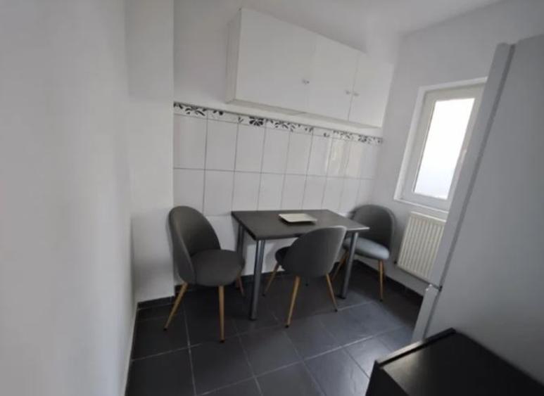 Alba Iulia,bl.reabilitat,et.1/4,Amenajat,2 balcoane,centrala,mobilat,complet