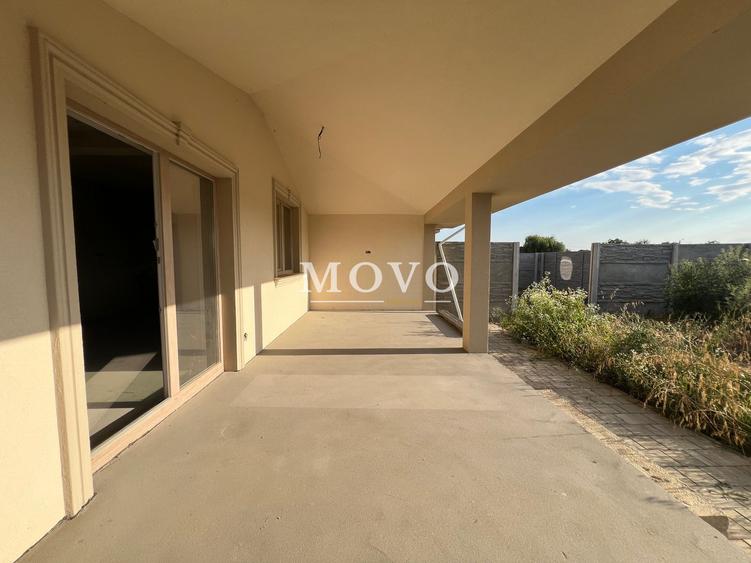 Duplex 5 camere despartit prin garaj | Giroc