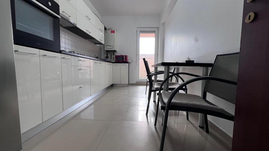 Apartament cu curte generoasă | 2 camere | Mobilat complet | Avangarde