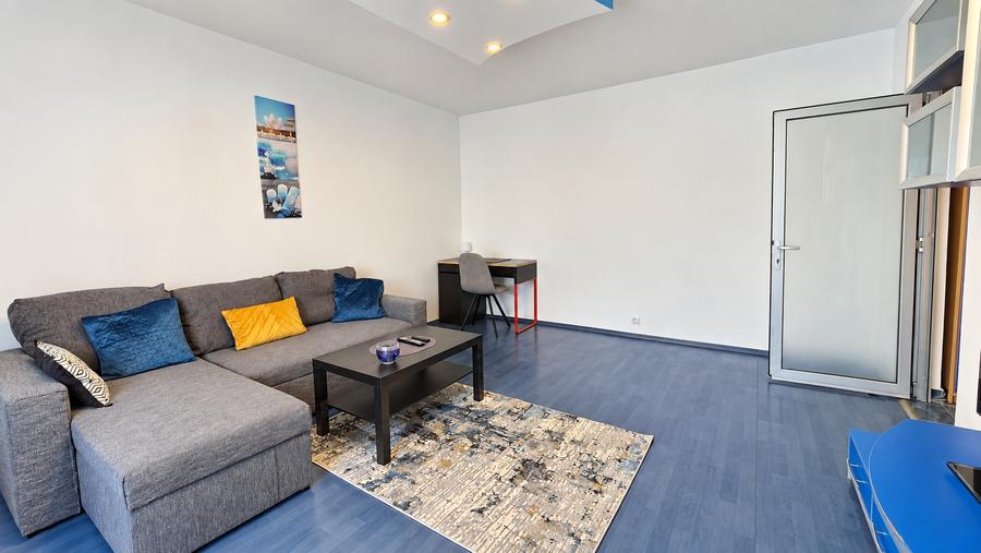 Apartament 2 camere decomandat -60 mp- Etaj 3- Parcare- Calea Vitan