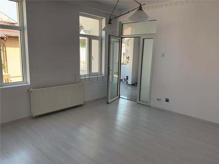 Vila 9 Camere | Locatie Centrala | ROMANA