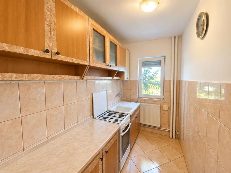 COMISION 0%, Apartament 3 Camere, Etaj 3, Izolat, Centrala, Blascovici