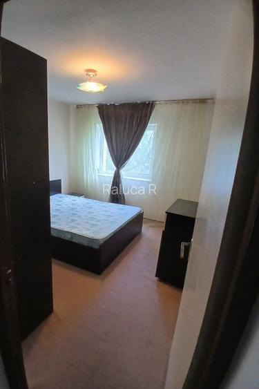 PROPRIETAR // vand apartament 2 cam decomandat... - 3